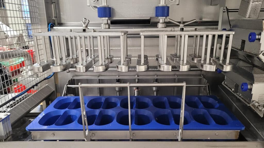 Machine de distribution agroalimentaire industrielle